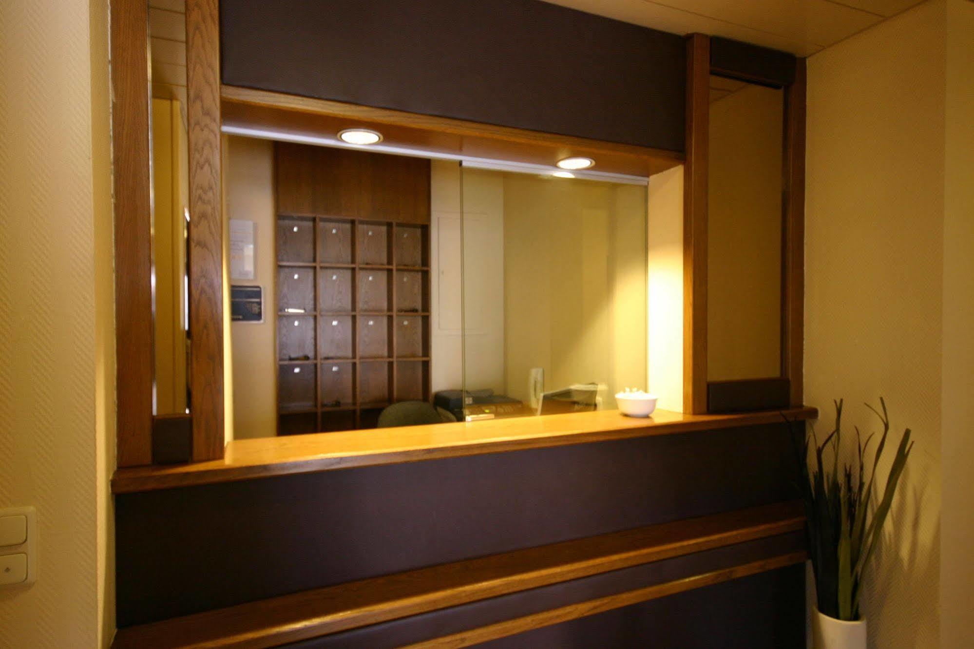Hotel Augsburg Langemarck Luaran gambar